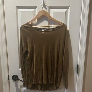 H&M Women's Tan Long Sleeve Sweater